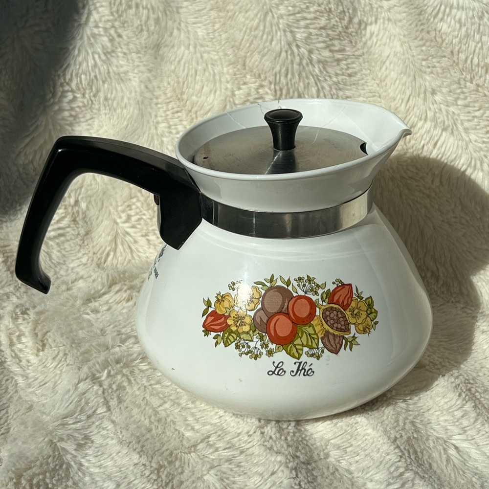 Vintage 1970’s Corning Ware Spice of Life Le Thé (Tea) 6 Cup Teapot